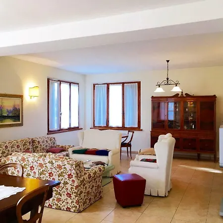 Holiday home The First Manor House Ferrara